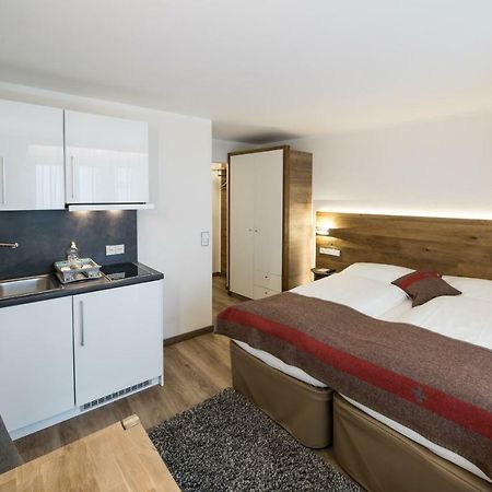Apartments Butterfly Zermatt Церматт Екстер'єр фото