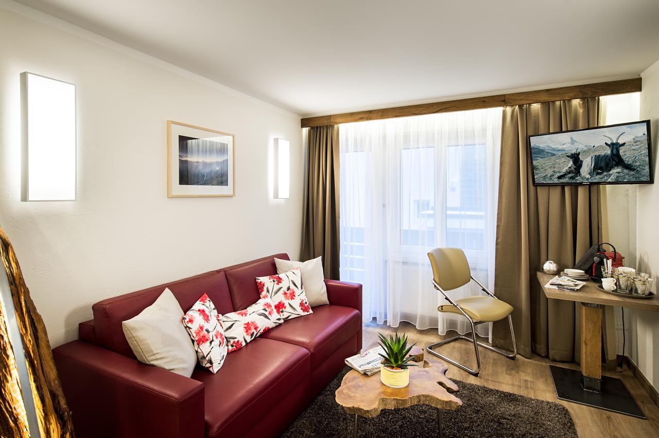 Apartments Butterfly Zermatt Церматт Екстер'єр фото