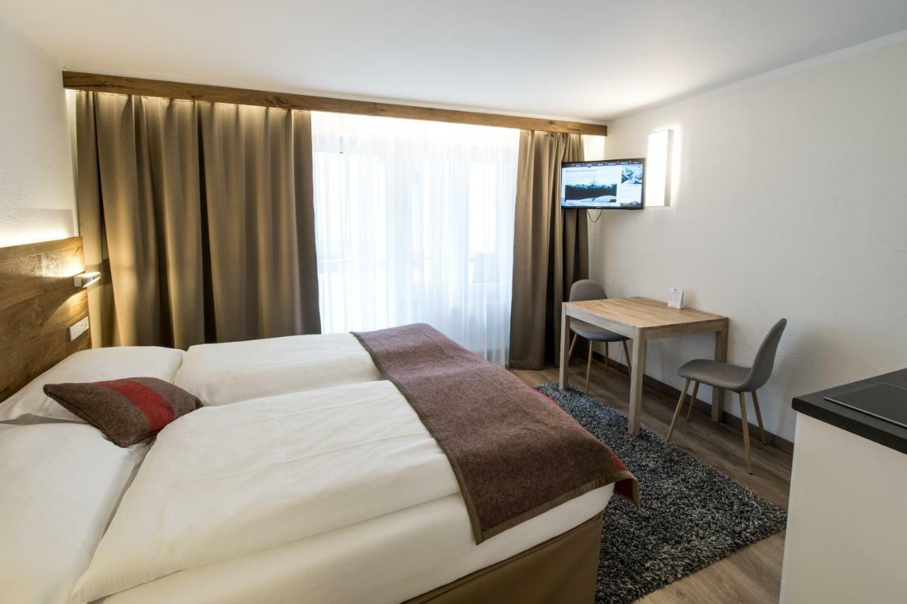 Apartments Butterfly Zermatt Церматт Екстер'єр фото