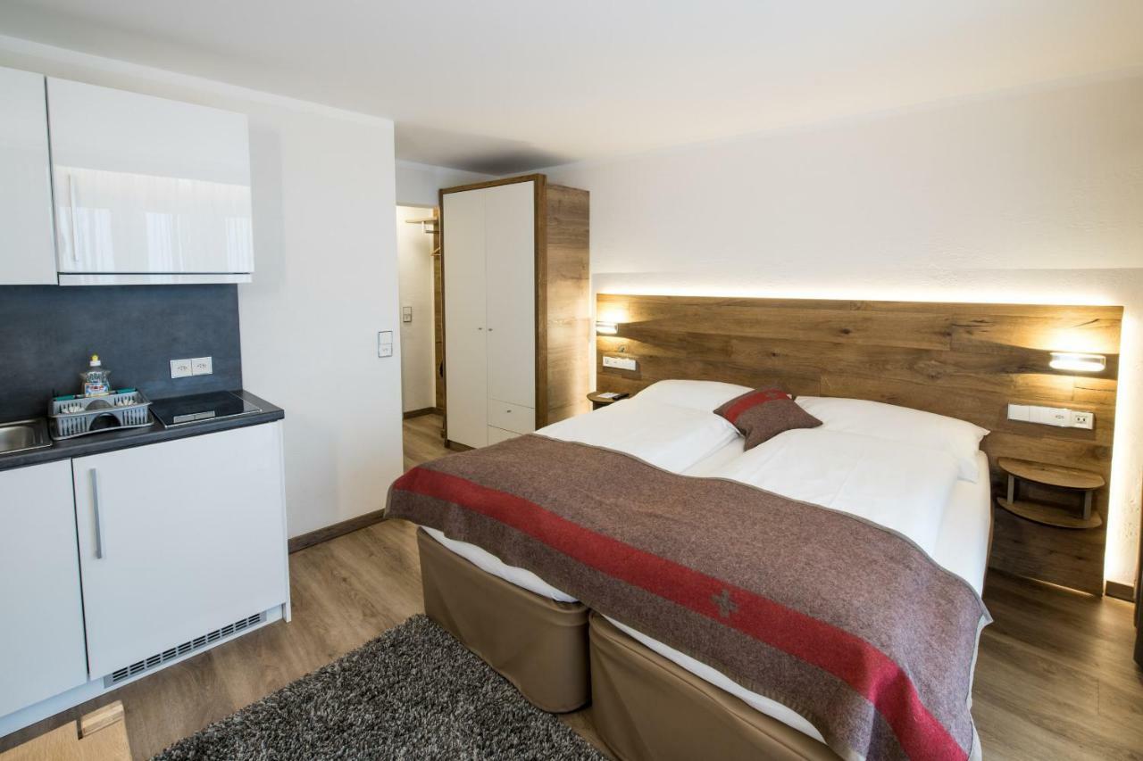 Apartments Butterfly Zermatt Церматт Екстер'єр фото